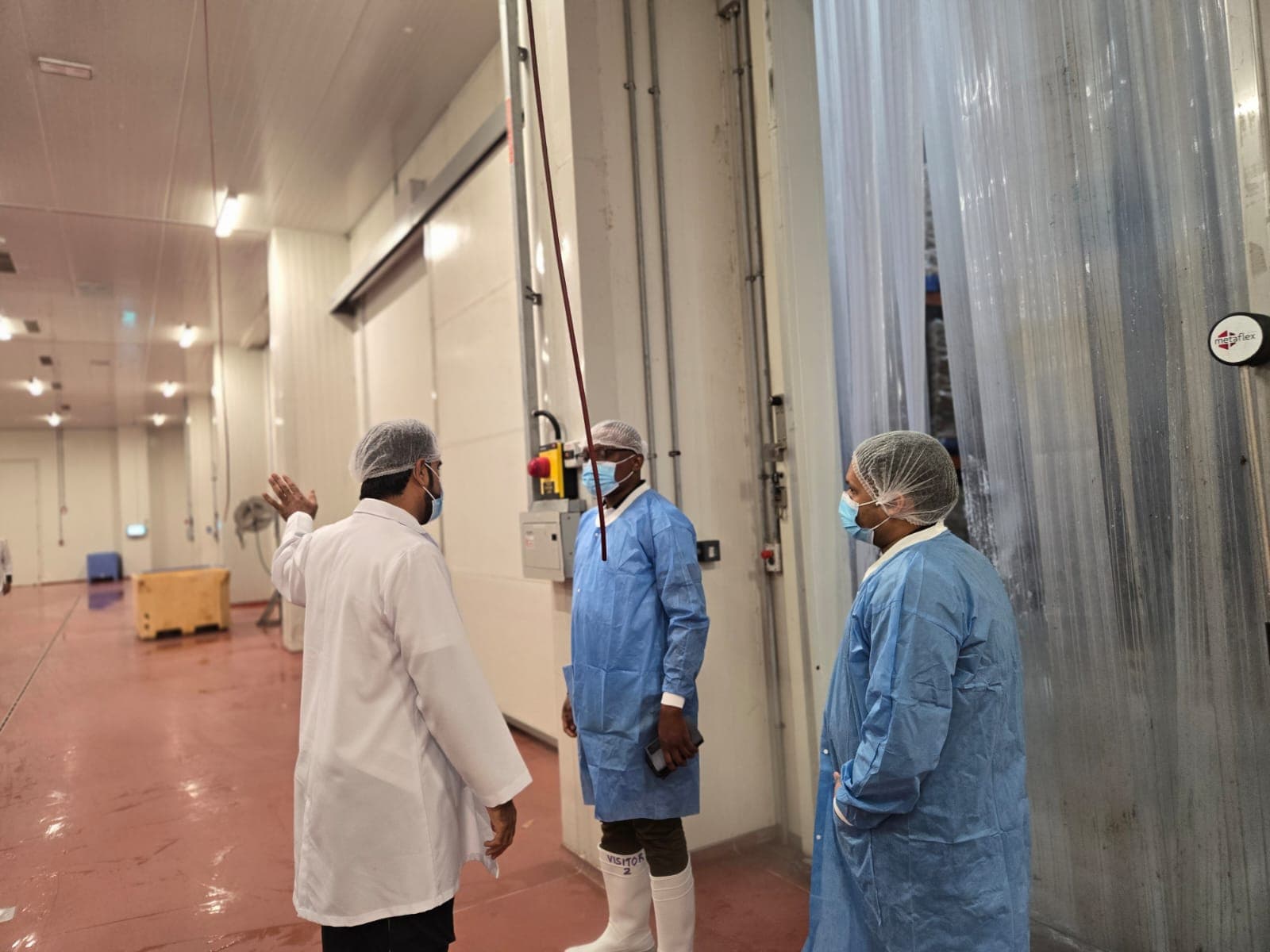 Opérations agroalimentaires et contrôle qualité en ligne de production